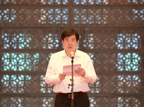 中國文聯黨組書記、副主席 李屹
